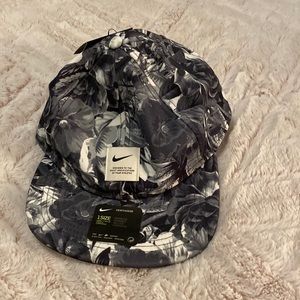 Women’s Nike Golf Hat